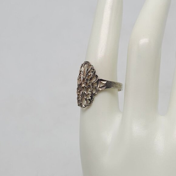 Vintage Sterling Silver Floral Filigree Ring Size 9 Total Weight 2.81 grams - Picture 2 of 8